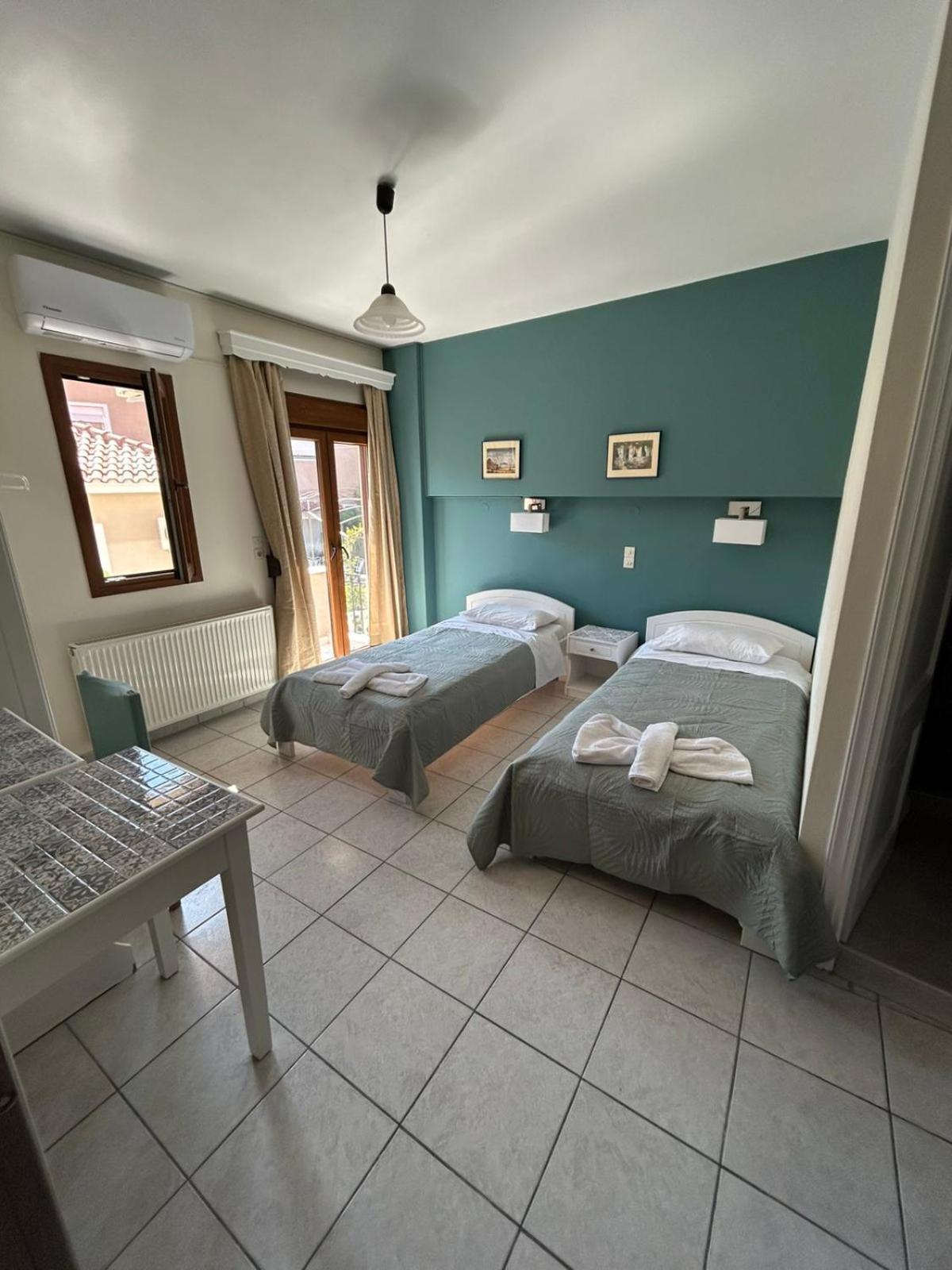 Roxani Studios-Apartments Petra  Dış mekan fotoğraf